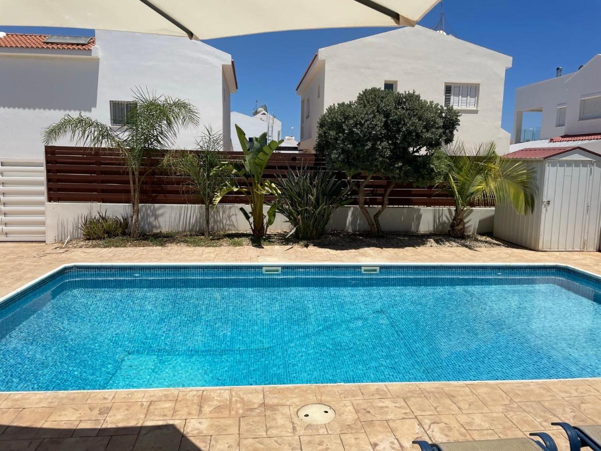 Sol Y Mar Malama Villa Paralimni Exteriör bild