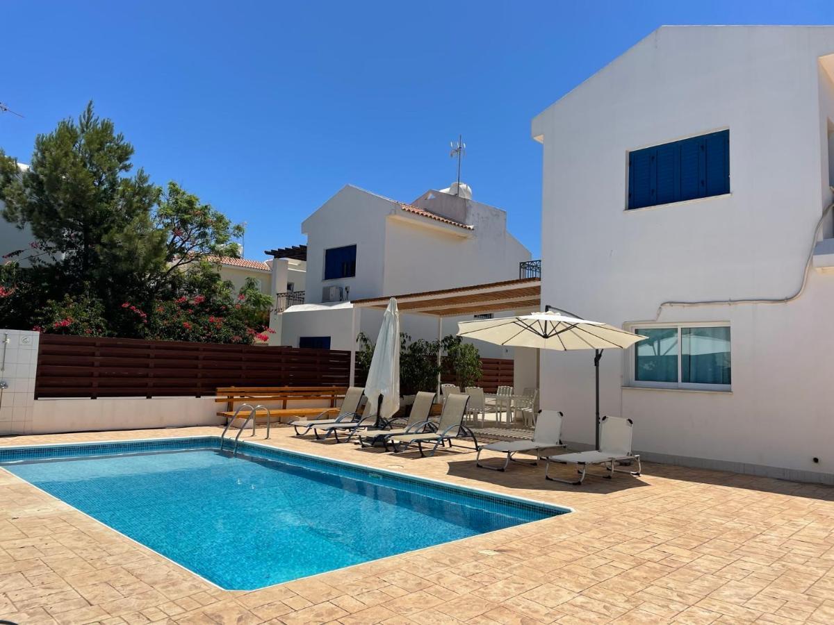 Sol Y Mar Malama Villa Paralimni Exteriör bild