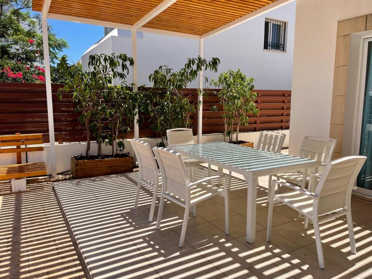 Sol Y Mar Malama Villa Paralimni Exteriör bild